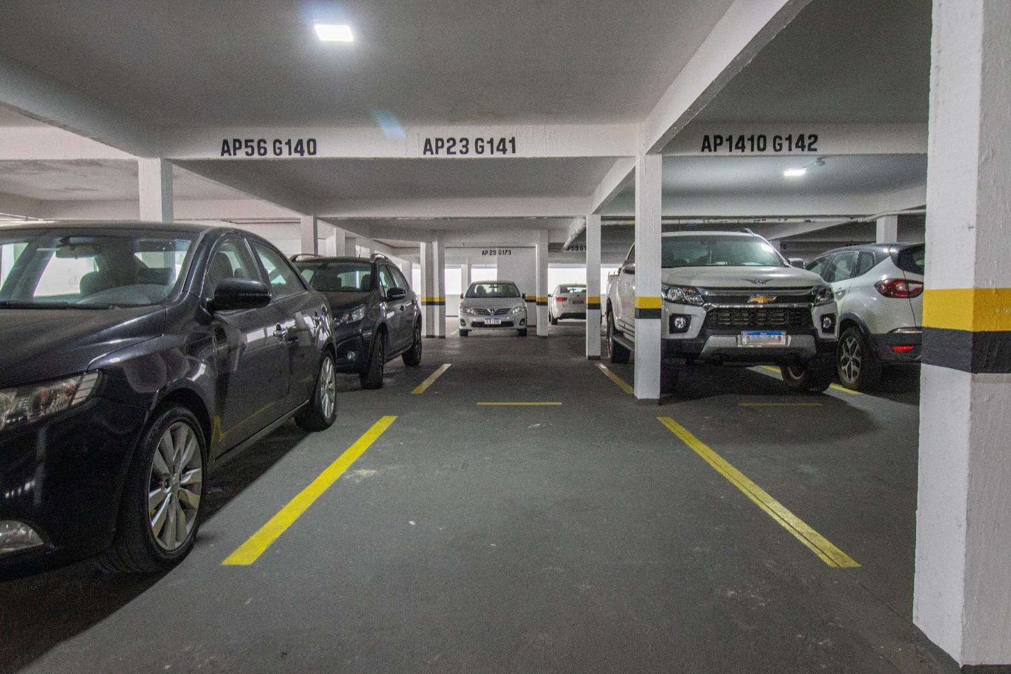Prg23 - Garagem, 4 Dorm, Prox Shopping Atlantico Apartamento